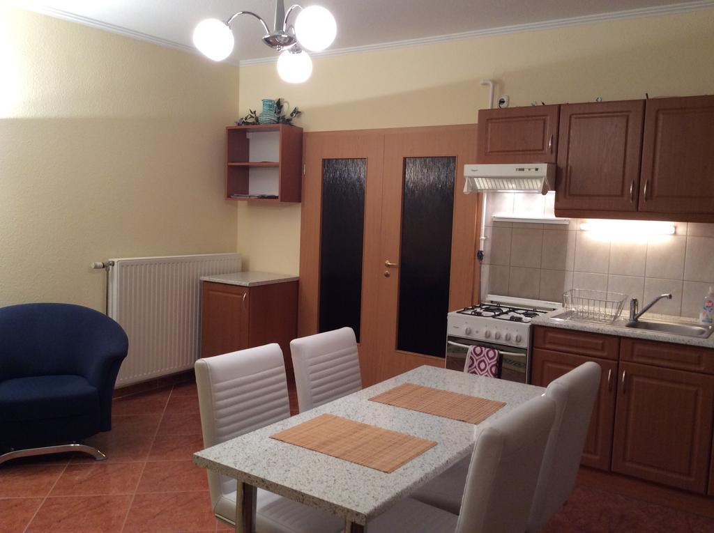 Rehab Apartment Hévíz Rum bild